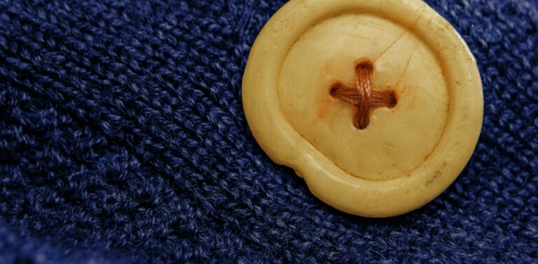 A scuff on your bag, a dent in your mug – and suddenly it feels like time for a new one